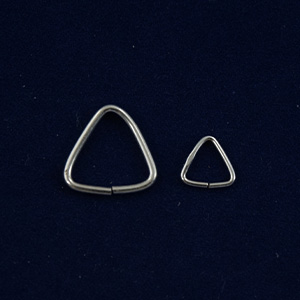 ΚΡΙΚΑΚΙ ΤΡΙΓΩΝΟ ΑΣΗΜΕΝΙΟ 925