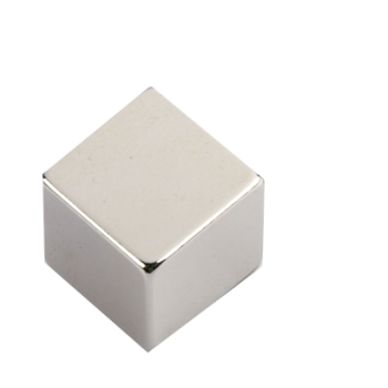 ΜΑΓΝΗΤΗΣ ΕΠΙΝΙΚΕΛΩΜΕΝΟΣ