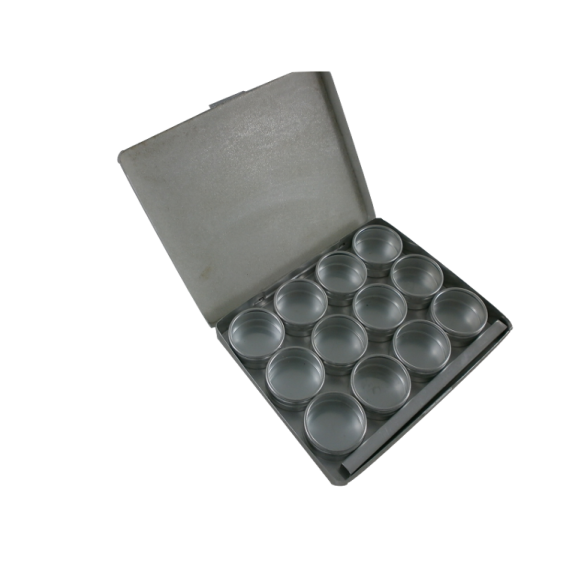 ΚΑΣΕΤΙΝΑ ΑΛΟΥΜΙΝΙΟΥ ΜΕ ΦΙΑΛΙΔΙΑ ΚΑΣΕΤΙΝΑ ΑΛΟΥΜΙΝΙΟΥ ΜΕ ΦΙΑΛΙΔΙΑ