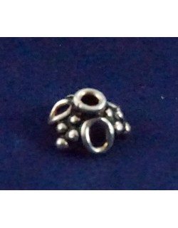 ΚΑΠΕΛΑΚΙ ΜΕ ΚΟΚΚΙΔΩΣΗ ΑΝΤΙΚΕ ΑΣΗΜΕΝΙΟ 925