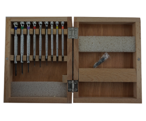 ΚΑΤΣΑΒΙΔΙΑ ΣΕΤ 9ΤΕΜ ΜΕ ΞΥΛΙΝΗ ΚΑΣΕΤΙΝΑ