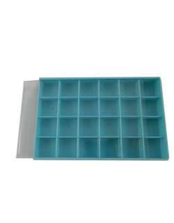 ΚΑΣΕΤΙΝΑ ΠΛΑΣΤΙΚΗ ΜΕ 24 ΧΩΡΙΣΜΑΤΑ